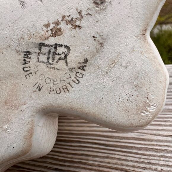 Vintage White Elpa Alcobaca Collectible Ceramic Cat Figurines - Picture 5 of 9